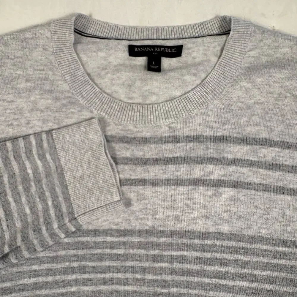 Banana Republic Stripped Pullover Sweater Men's L Gray Classic Neutral Knit
